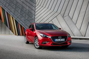 2017mazda3_hb_still_11